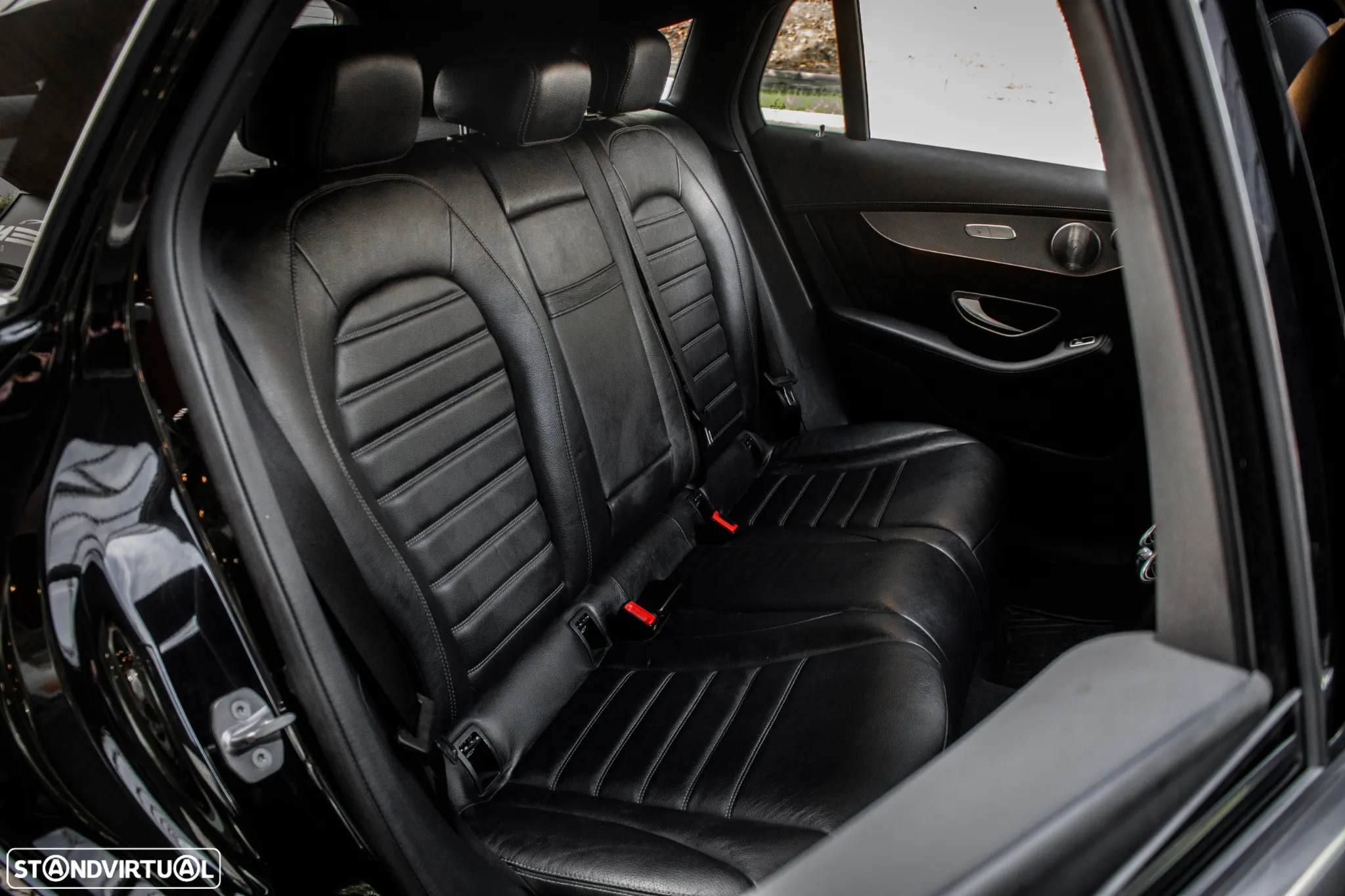 Mercedes-Benz EQC 400 4Matic - 36