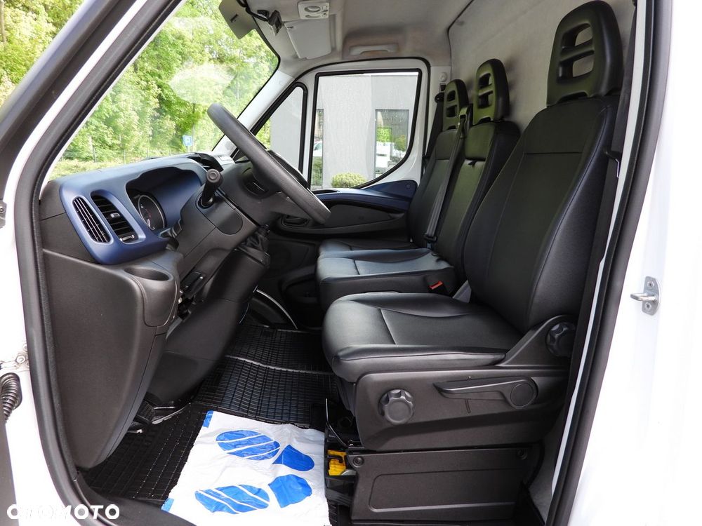 Iveco DAILY 35S14 FURGON CHŁODNIA -10*C ZASILANIE 230V TEMPOMAT AUTOMAT HI-MATIC KLIMATYZACJA  140KM - 31