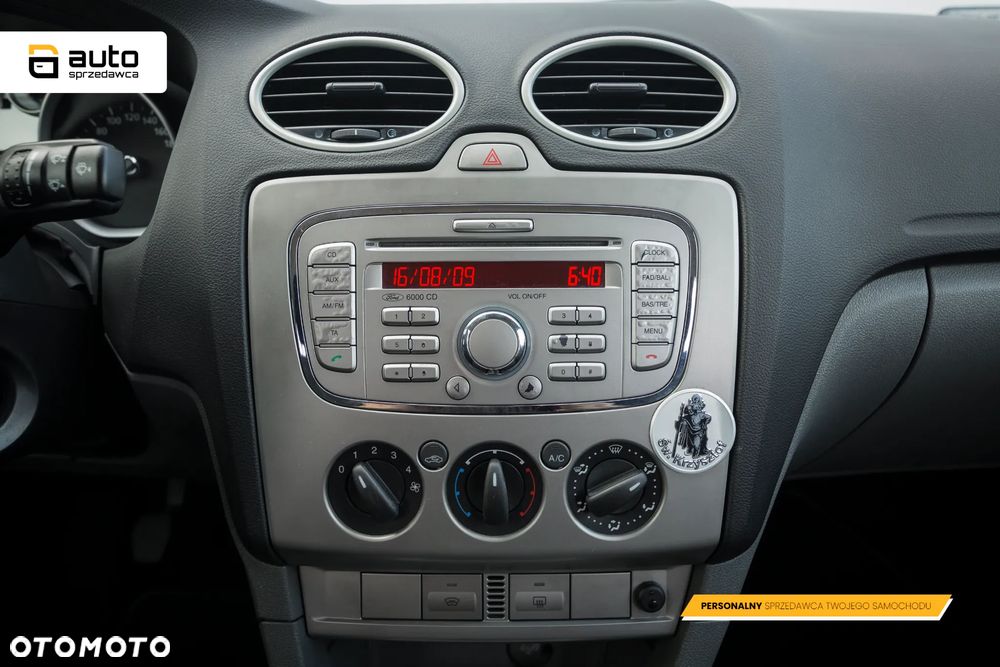 Ford Focus 1.6 Trend - 33