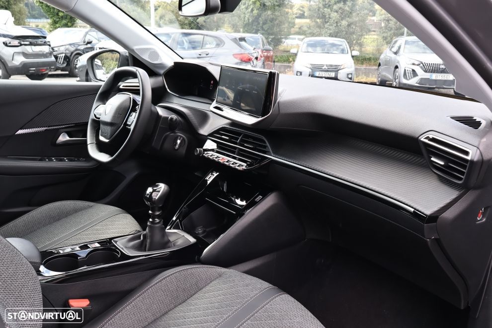Peugeot 208 1.2 PureTech Allure - 12