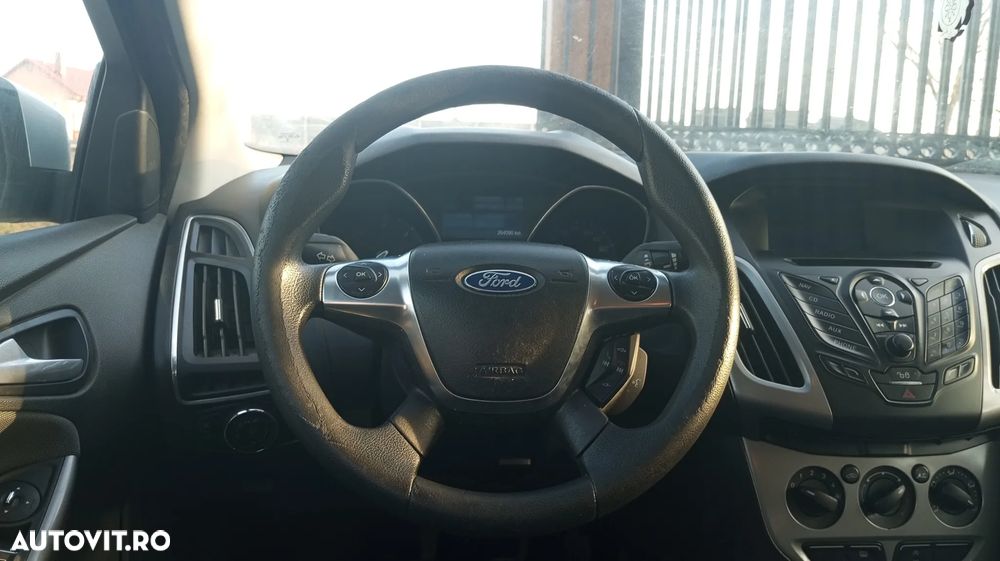 Ford Focus - 6