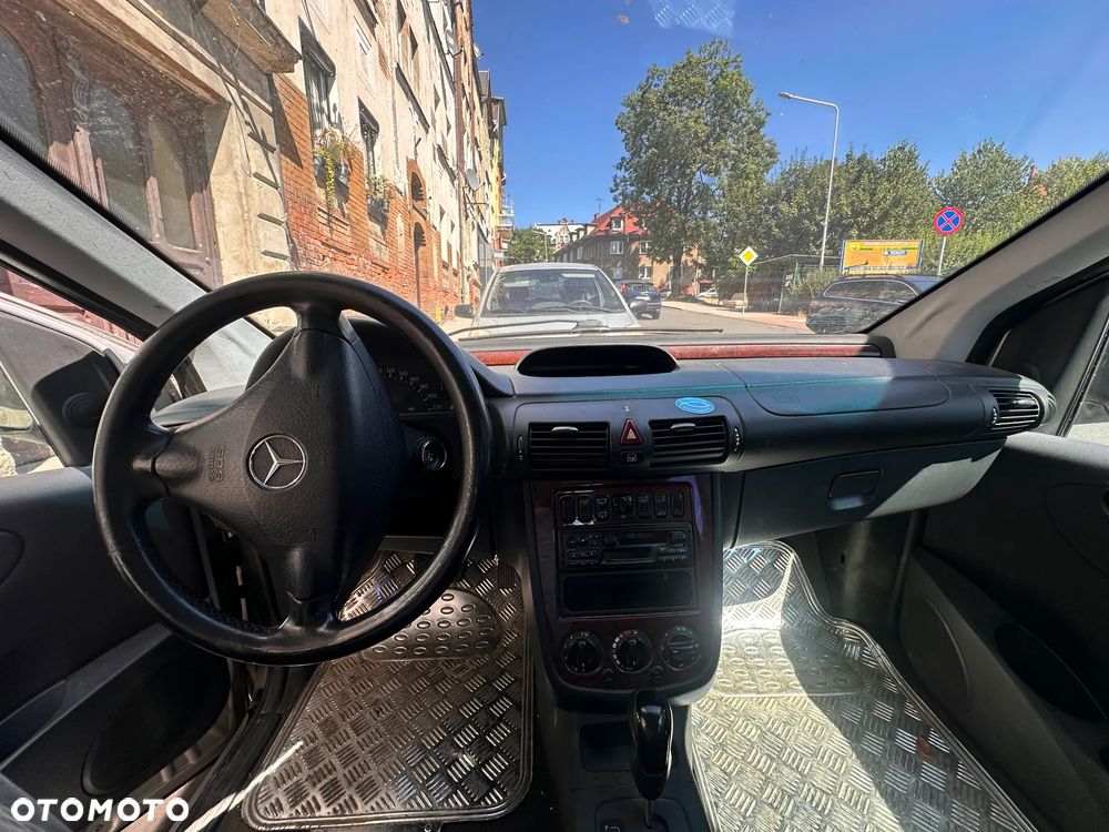 Mercedes-Benz Vaneo - 11