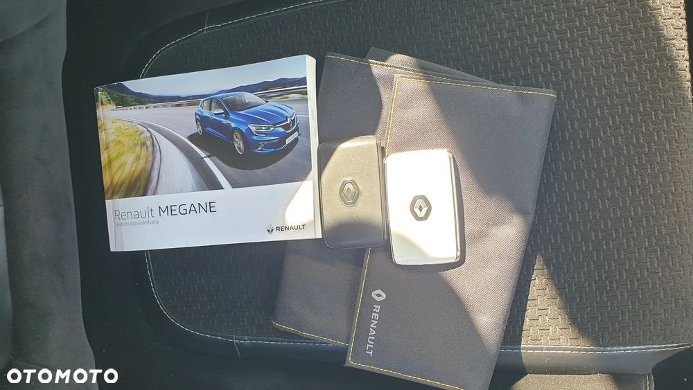 Renault Megane ENERGY TCe 130 EDC BOSE EDITION - 32