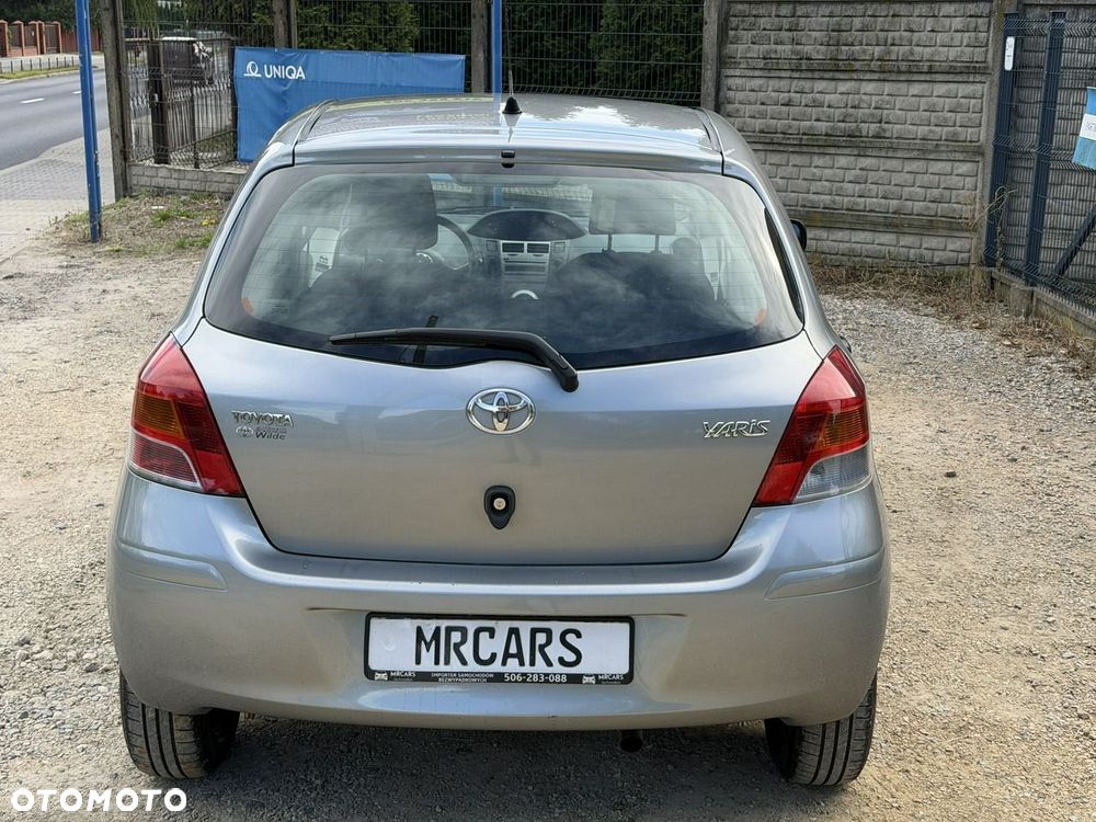 Toyota Yaris - 9