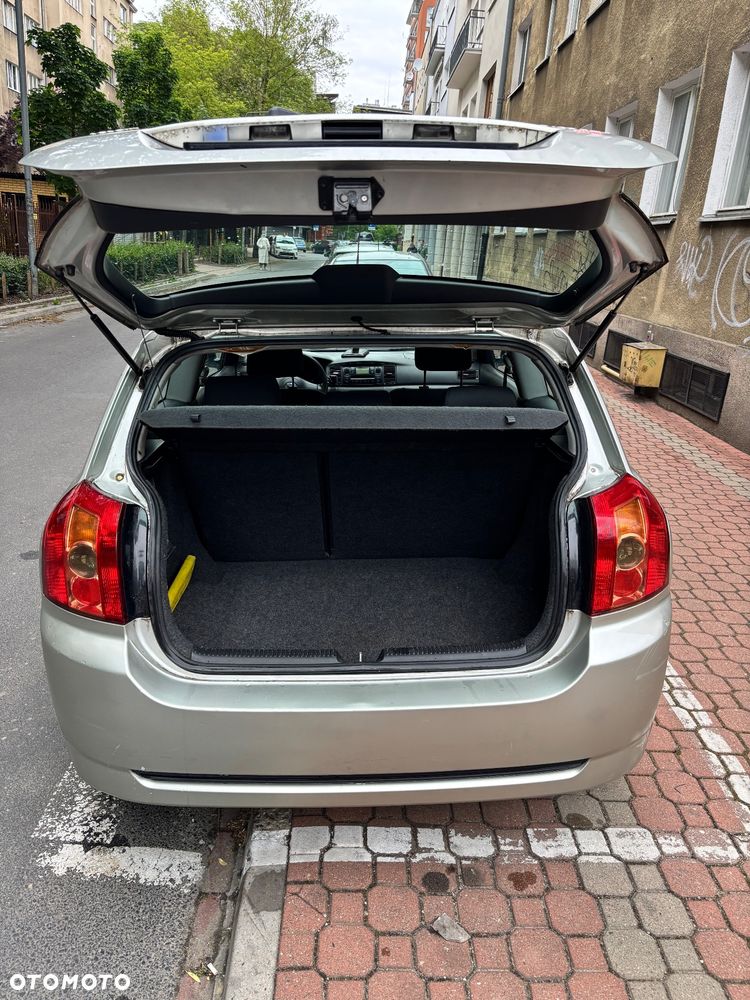 Toyota Corolla 1.4 VVT-i Base - 14