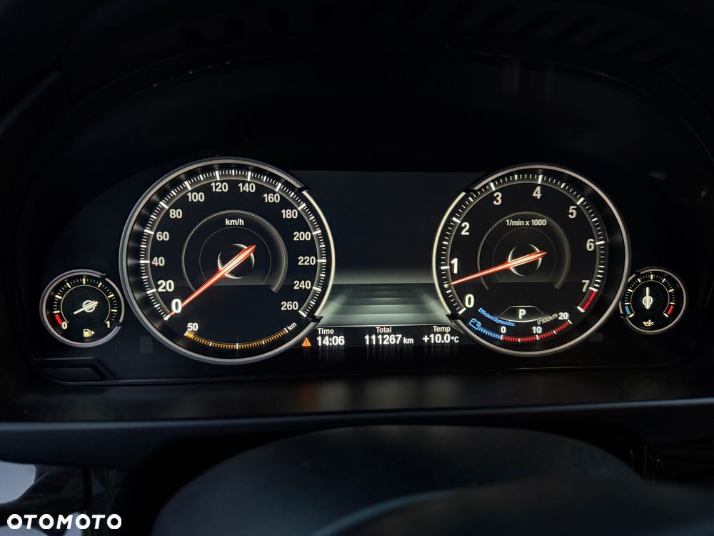 BMW X5 xDrive35i - 10