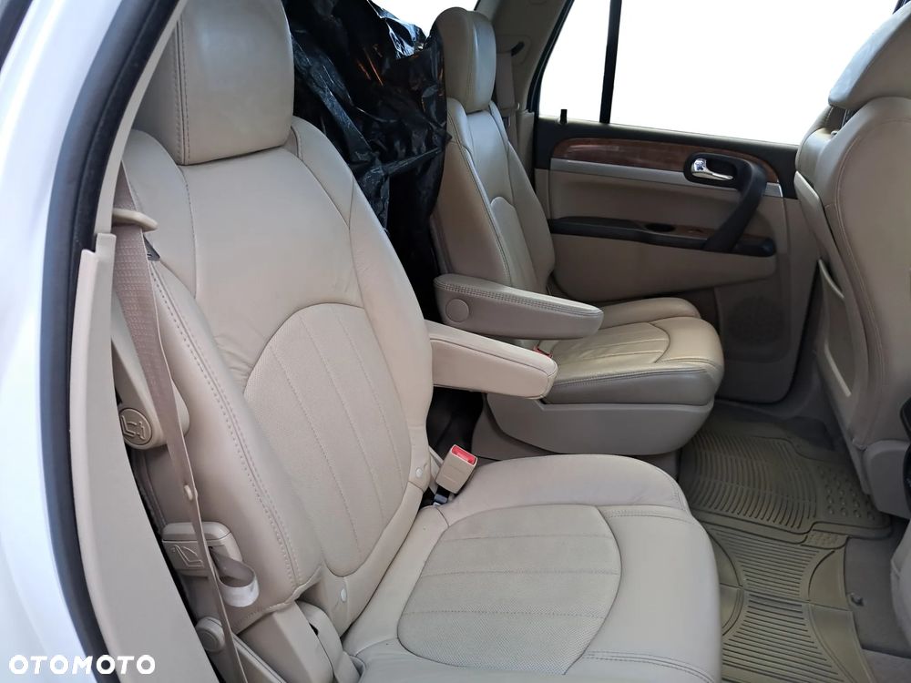 Buick Enclave - 17
