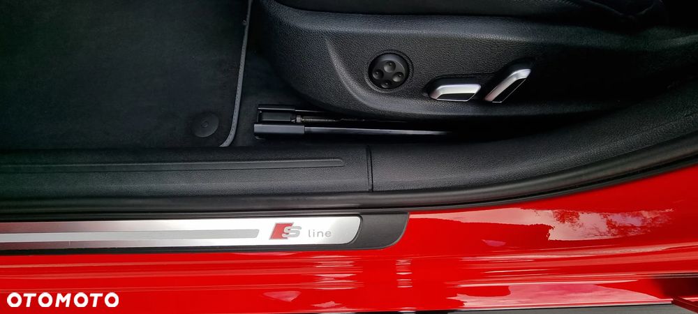 Audi A4 Avant 2.0 TDI DPF clean diesel quattro S tronic S line Sportpaket - 19