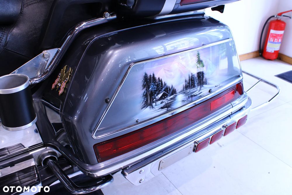 Honda GL - 22