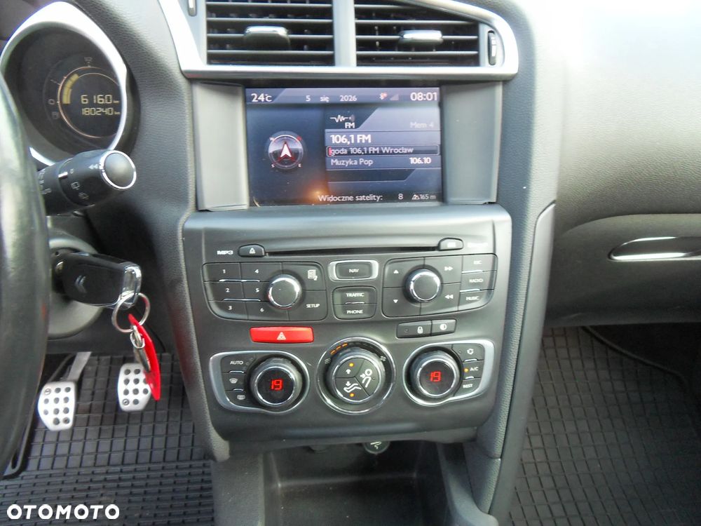 Citroën DS4 e-HDi 110 SoChic - 18