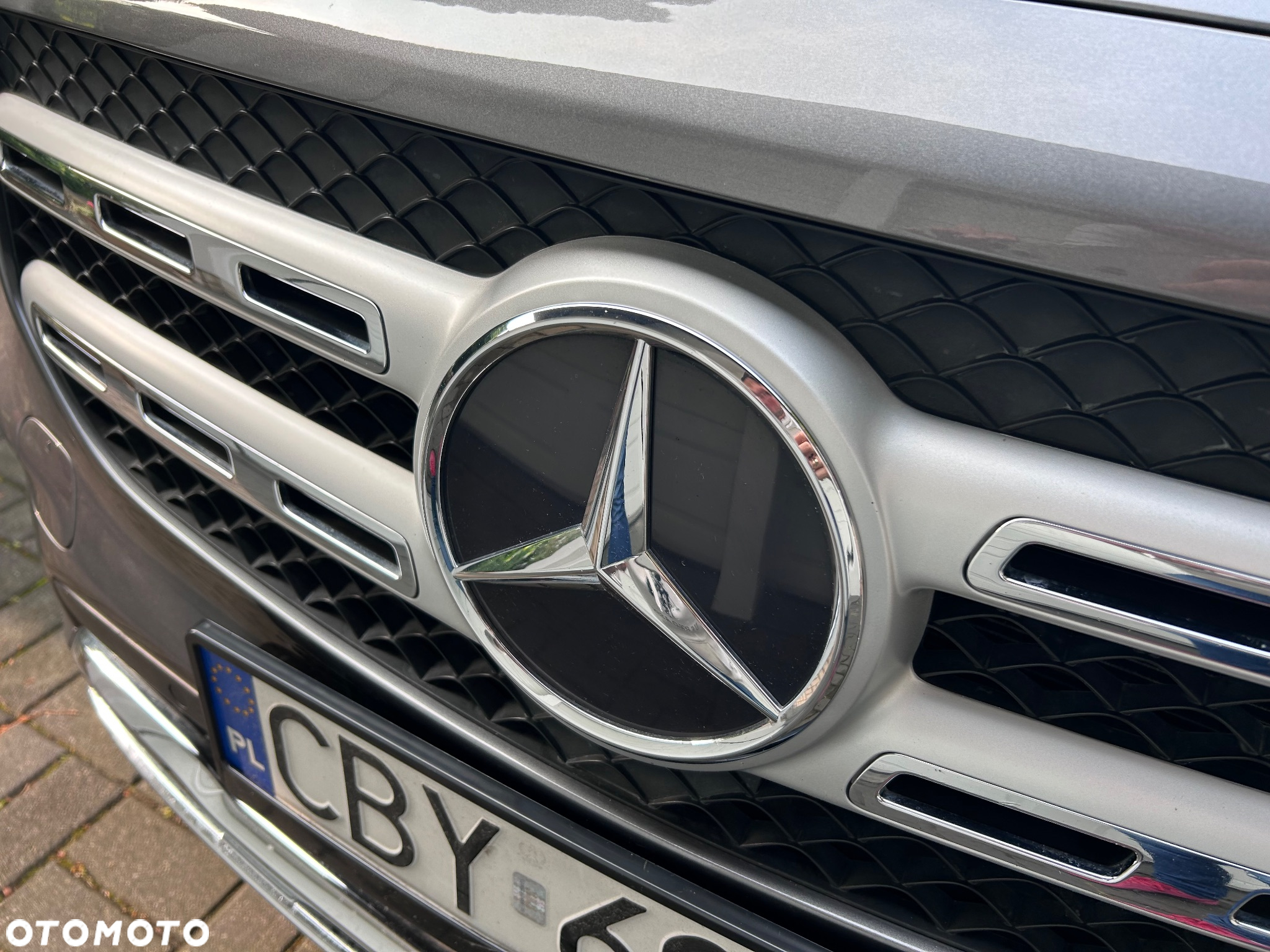 Mercedes-Benz GLB 250 4-Matic 8G-DCT - 30