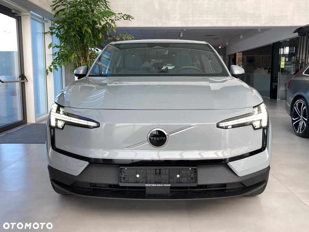 Volvo EX30 51kWh Single Motor Plus - 4