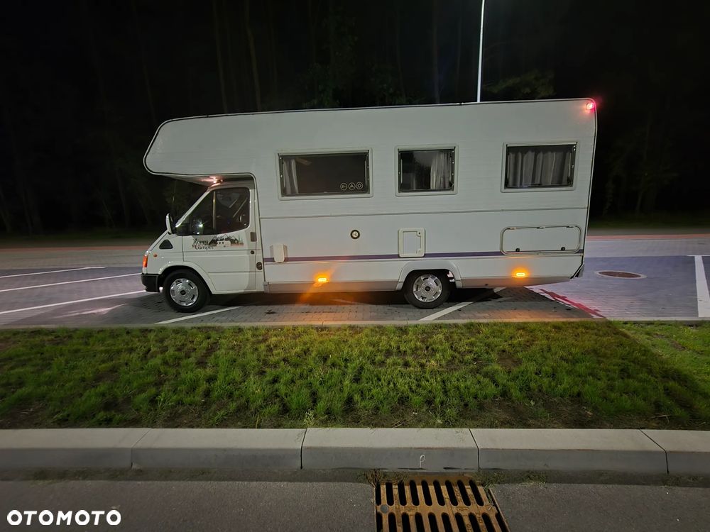 Ford Transit - 1