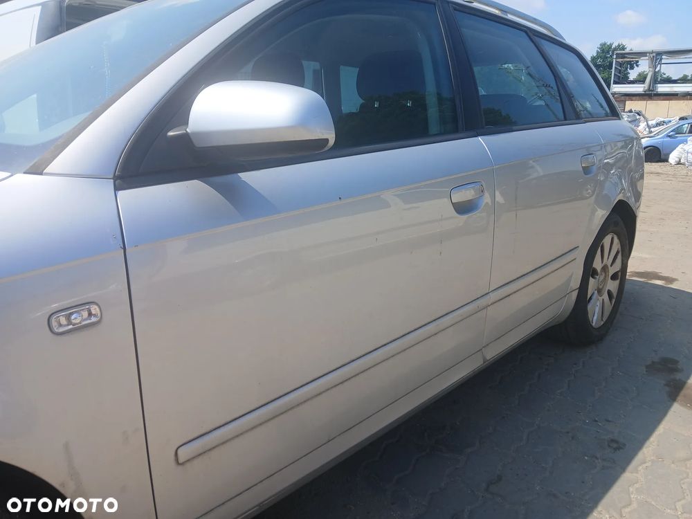 Audi A4 AVANT B7 2.0 TDI A4 LY7W  maska pokrywa silnika klapa bagażnika zderzak lampa reflektor pas przedni stop lampy halogeny przeciwmgłowe odblaski grill atrapa znaczek błotnik błotniki drzwi zbiornik wlew paliwa szyba lusterko klamka - 3