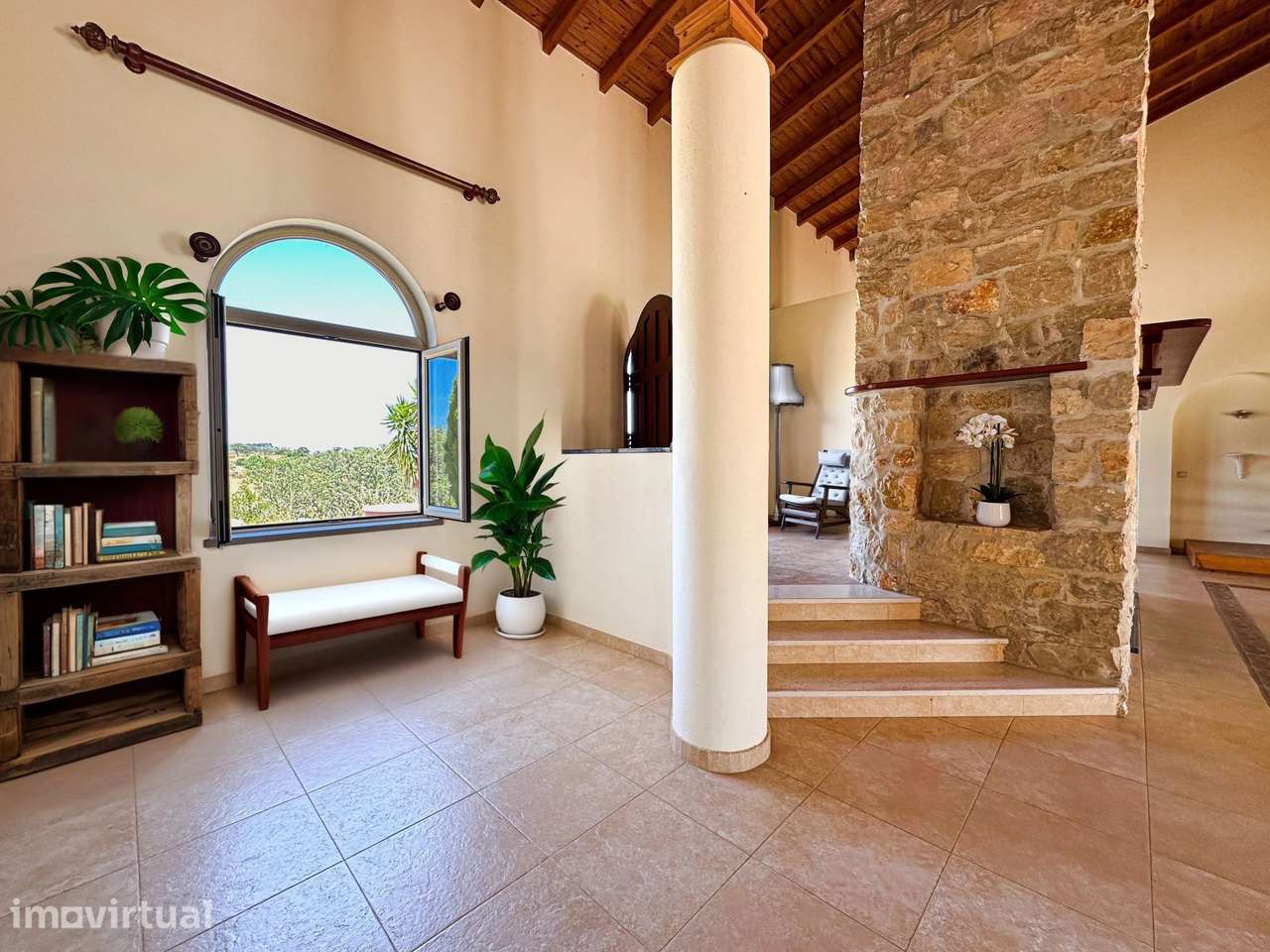 Propriedade com Quatro Quartos, Piscina Privada e Mais de 5 Hectares e - Grande imagem: 5/58