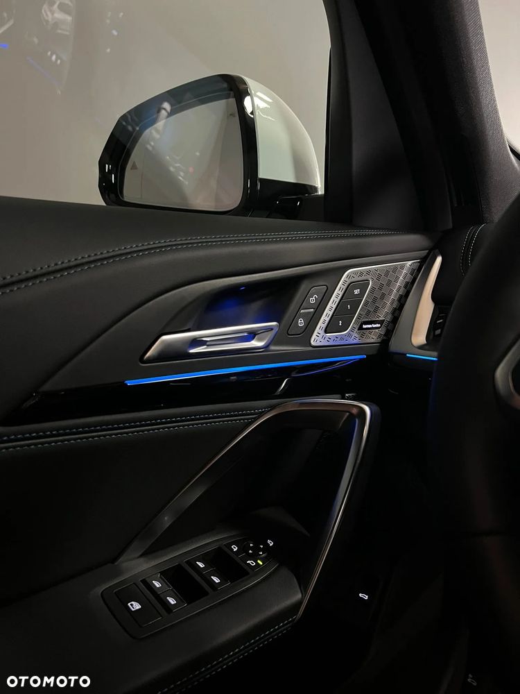 BMW X1 - 17
