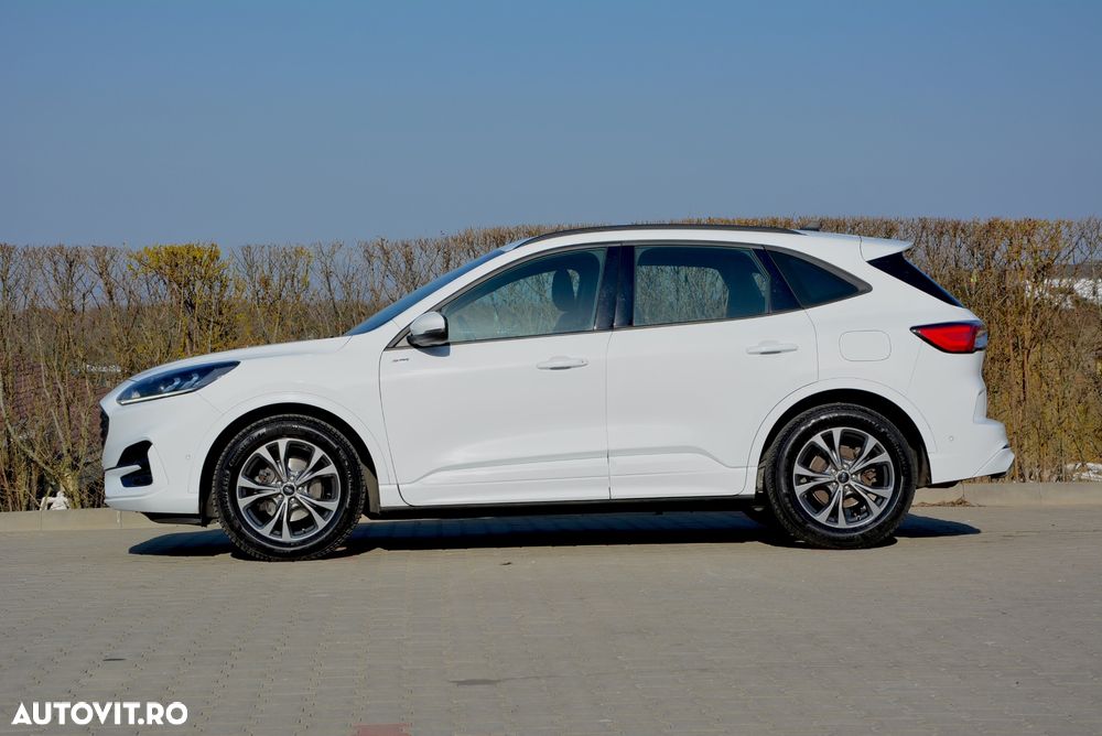 Ford Kuga 2.5 Duratec FHEV ST-LINE - 6