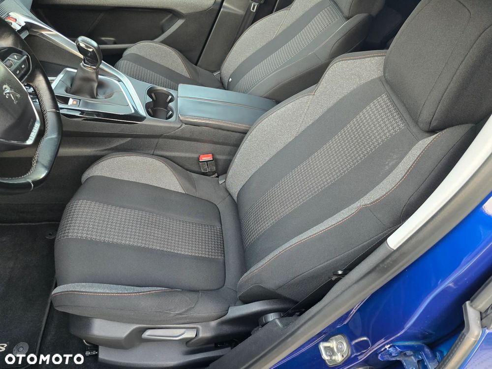 Peugeot 3008 1.6 BlueHDi Allure S&S - 24