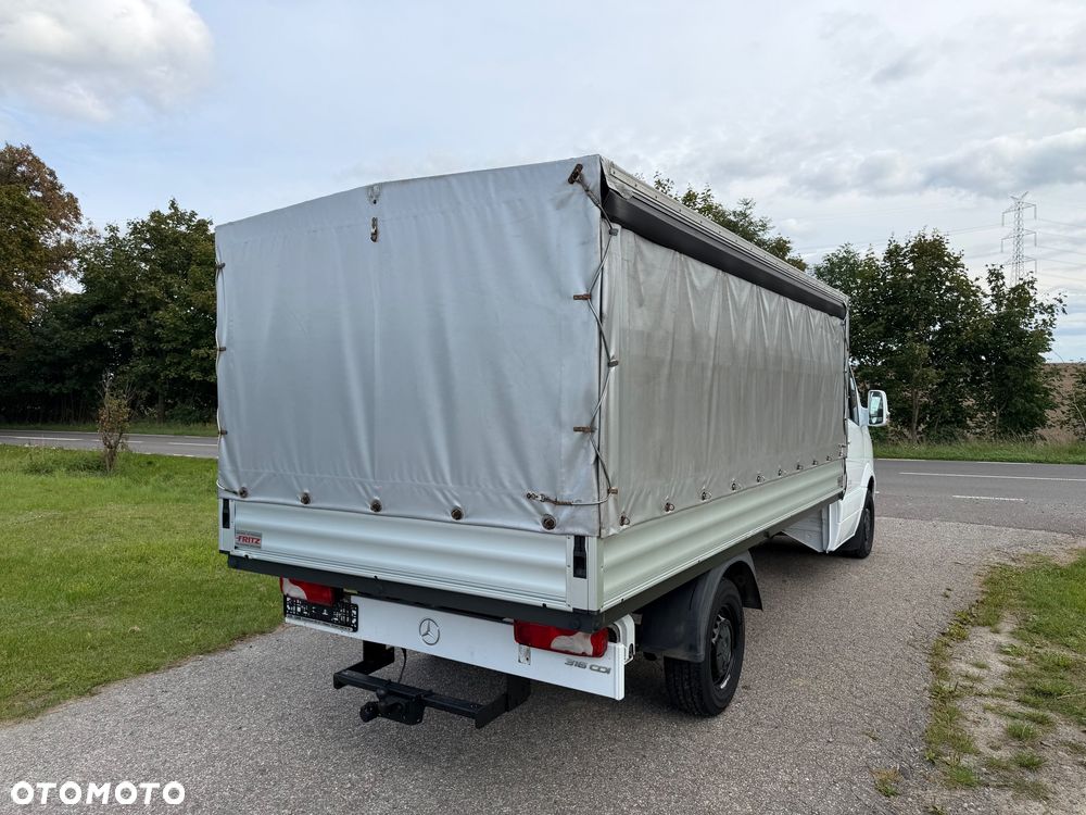 Mercedes-Benz Sprinter - 9