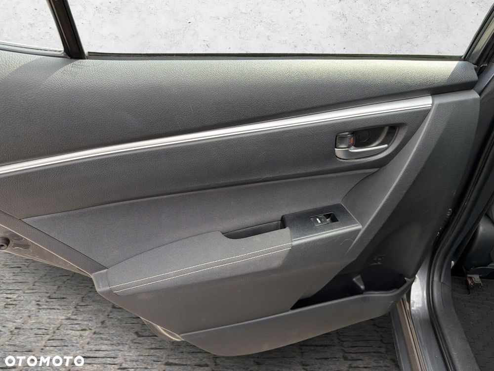 Toyota Corolla 1.6 Active - 27