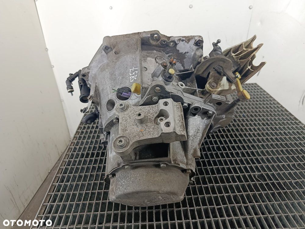 SKRZYNIA BIEGÓW MANUALNA 5 PEUGEOT 207 20DP27 1.6 HDI 90KM - 4