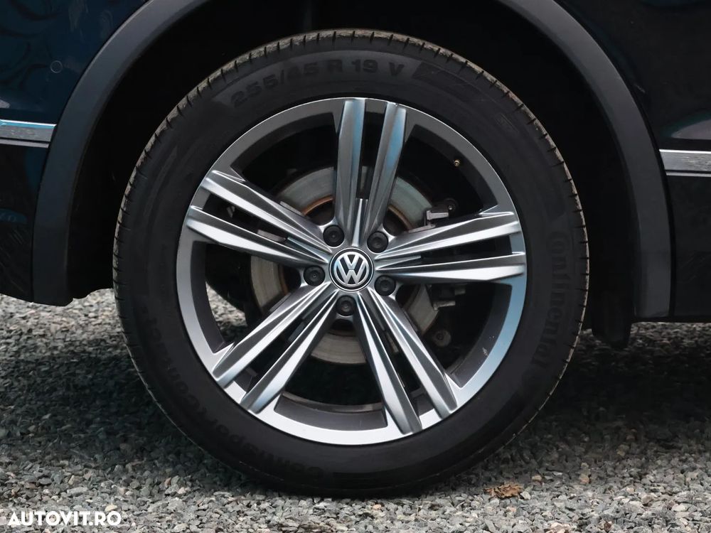 Volkswagen Tiguan - 22