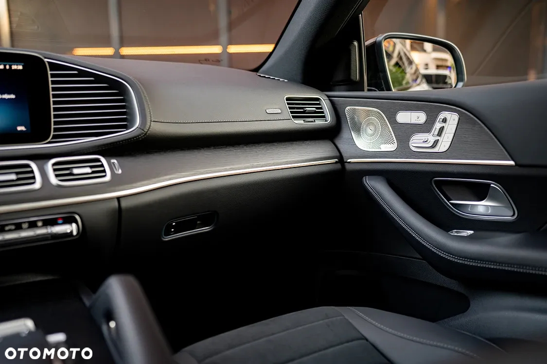 Mercedes-Benz GLE Coupe 400 e PHEV 4-Matic AMG Line - 23