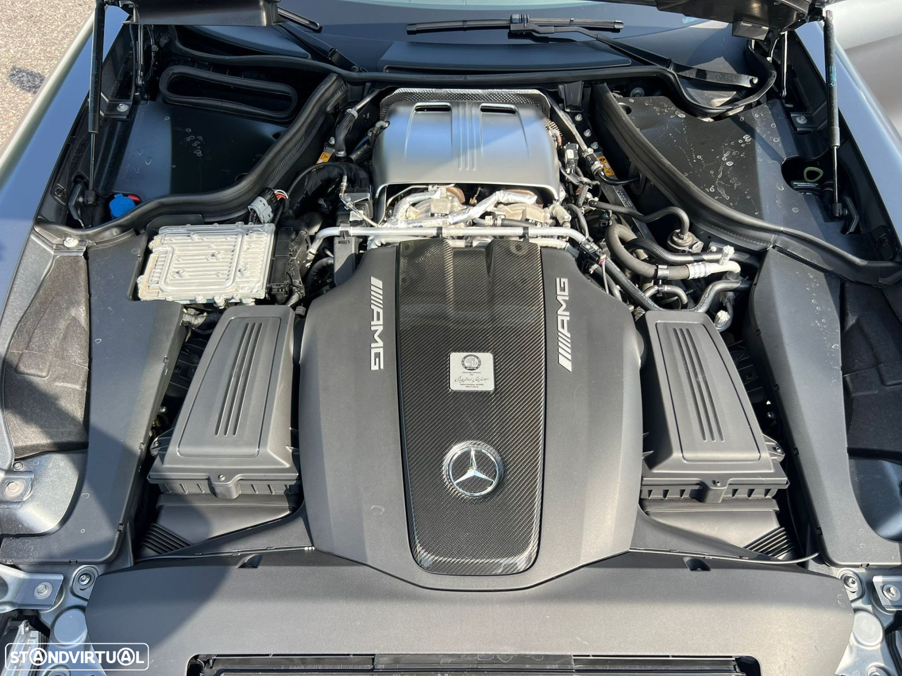 Mercedes-Benz AMG GT R - 13