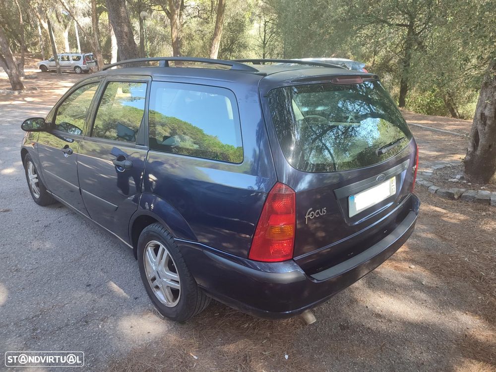 Ford Focus SW 1.8 TDCi Trend - 16