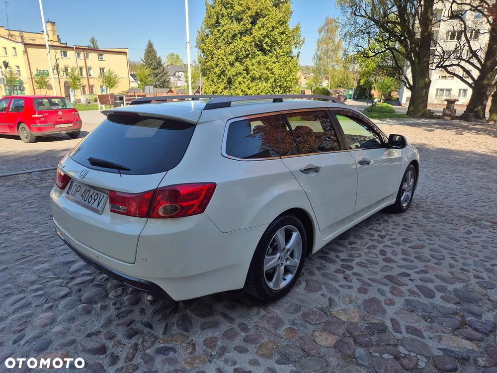 Honda Accord 2.2d Executive Navi - 6