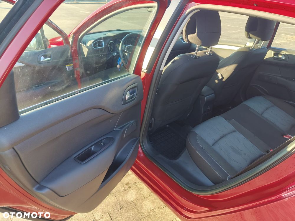 Citroën C4 e-HDi 115 ETG6 Selection - 26