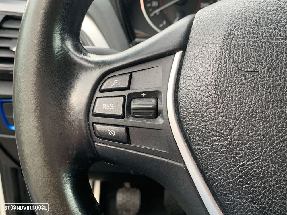 BMW 120 d Pack M - 48