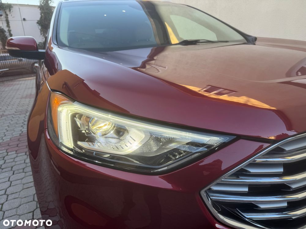 Ford Edge - 5