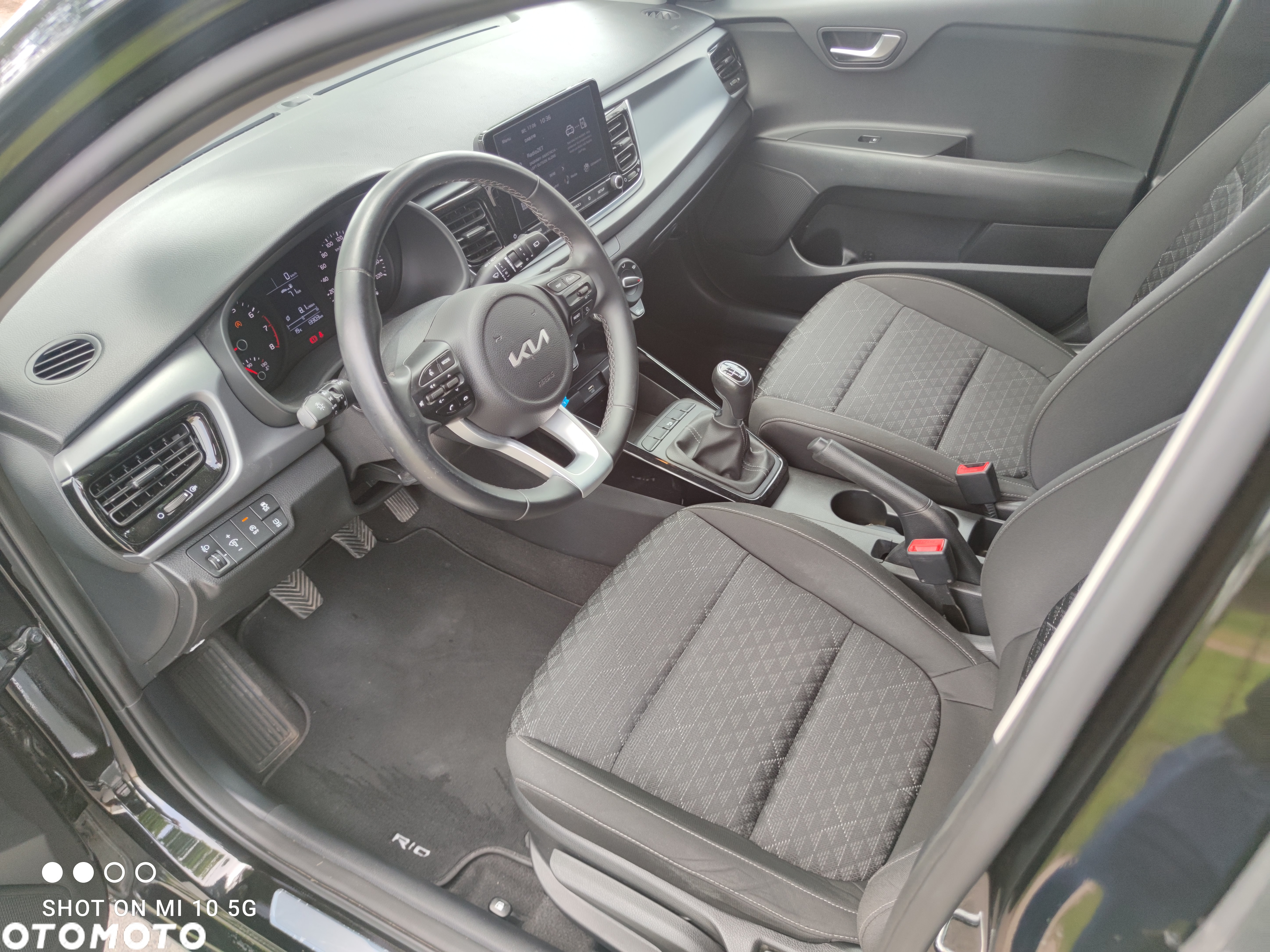 Kia Rio 1.0 T-GDI 100 Dream-Team Edition - 11