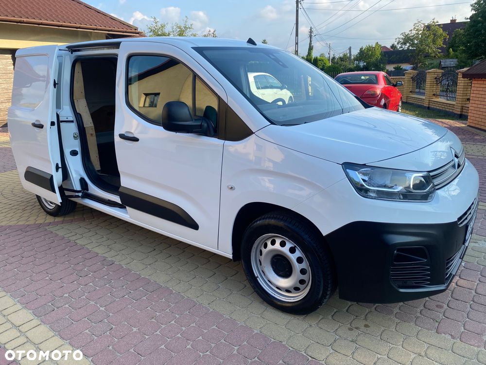 Citroën BERLINGO 1.6 HDI, MAX długi, 3-osobowy, klimatyzacja, zakupiony w salonie w Rzeszowie, bezwypadkowy - 30