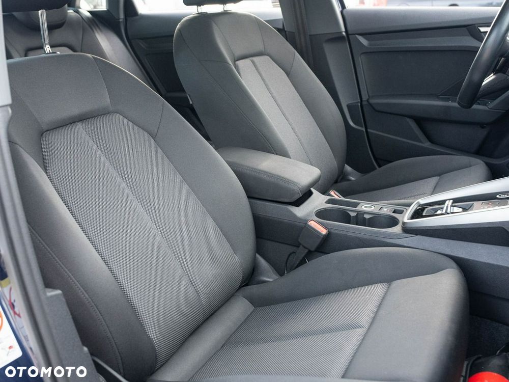 Audi A3 Sportback 30 TDI S tronic - 25