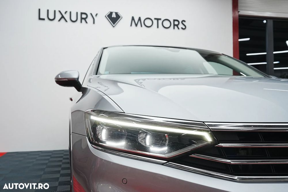 Volkswagen Passat 2.0 TDI DSG Highline - 19