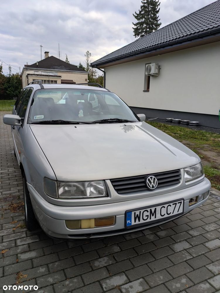 Volkswagen Passat - 19