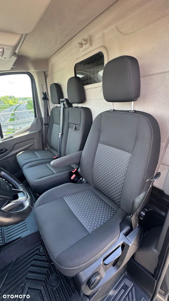 Ford Transit - 18