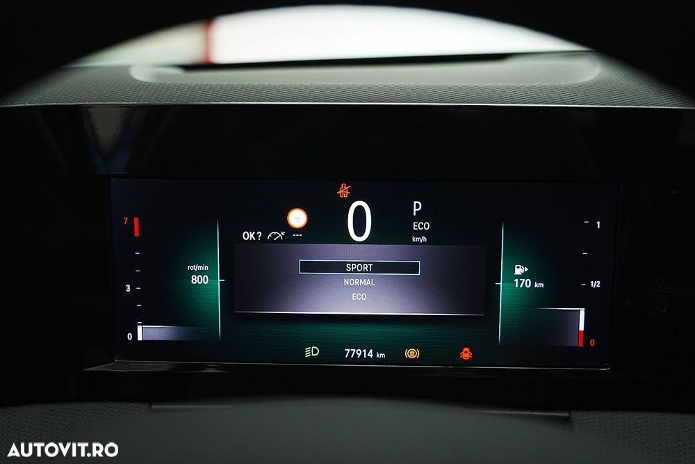 Opel Astra 1.2L Turbo Start/Stop AT8 Business Edition - 32