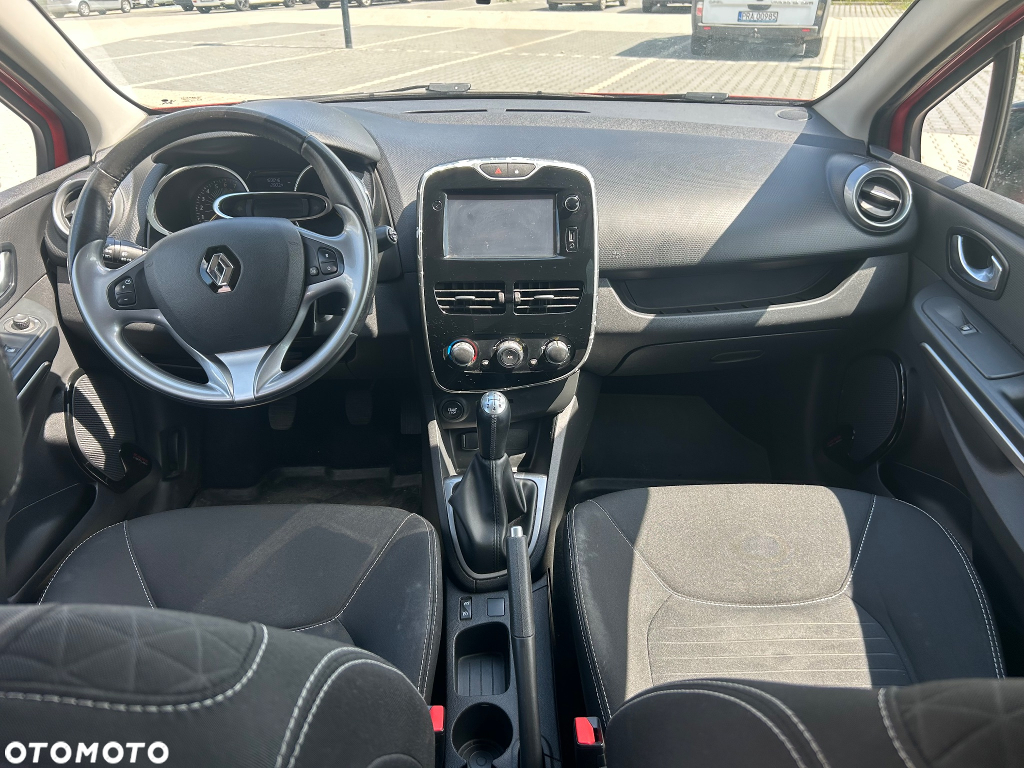 Renault Clio 0.9 TCe Limited - 13
