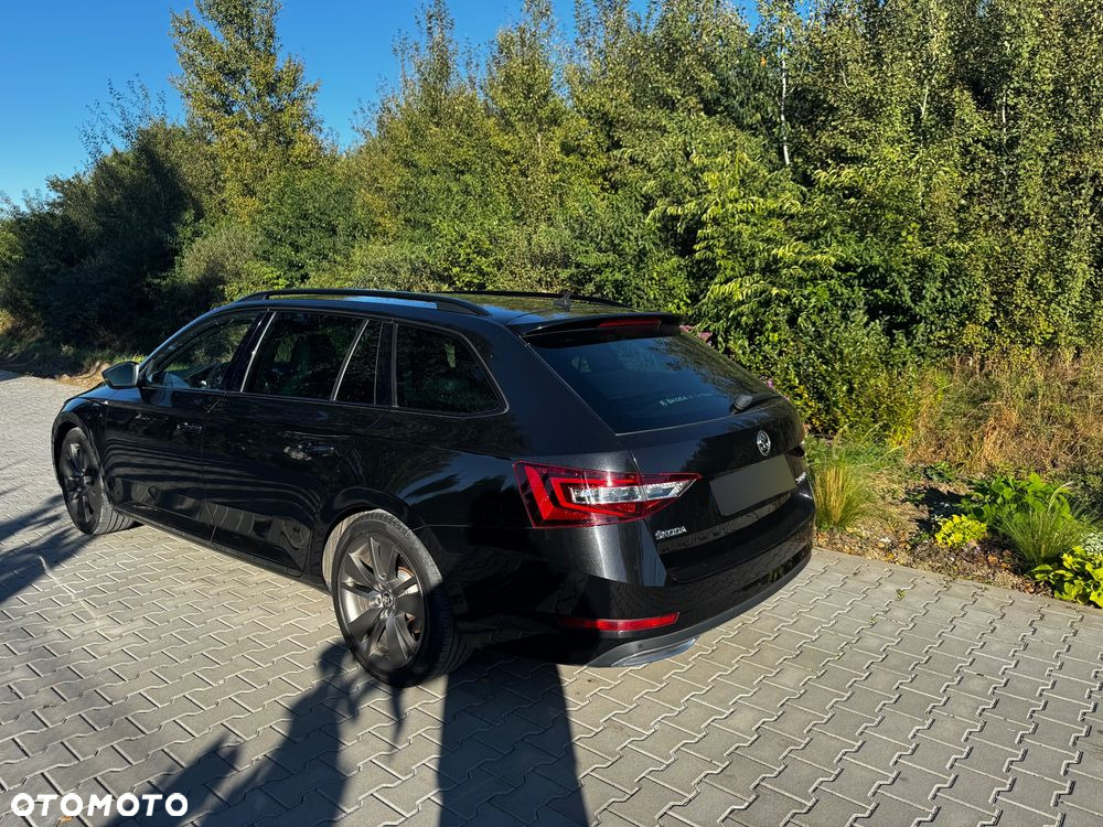 Skoda Superb 1.8 TSI Sportline DSG - 2