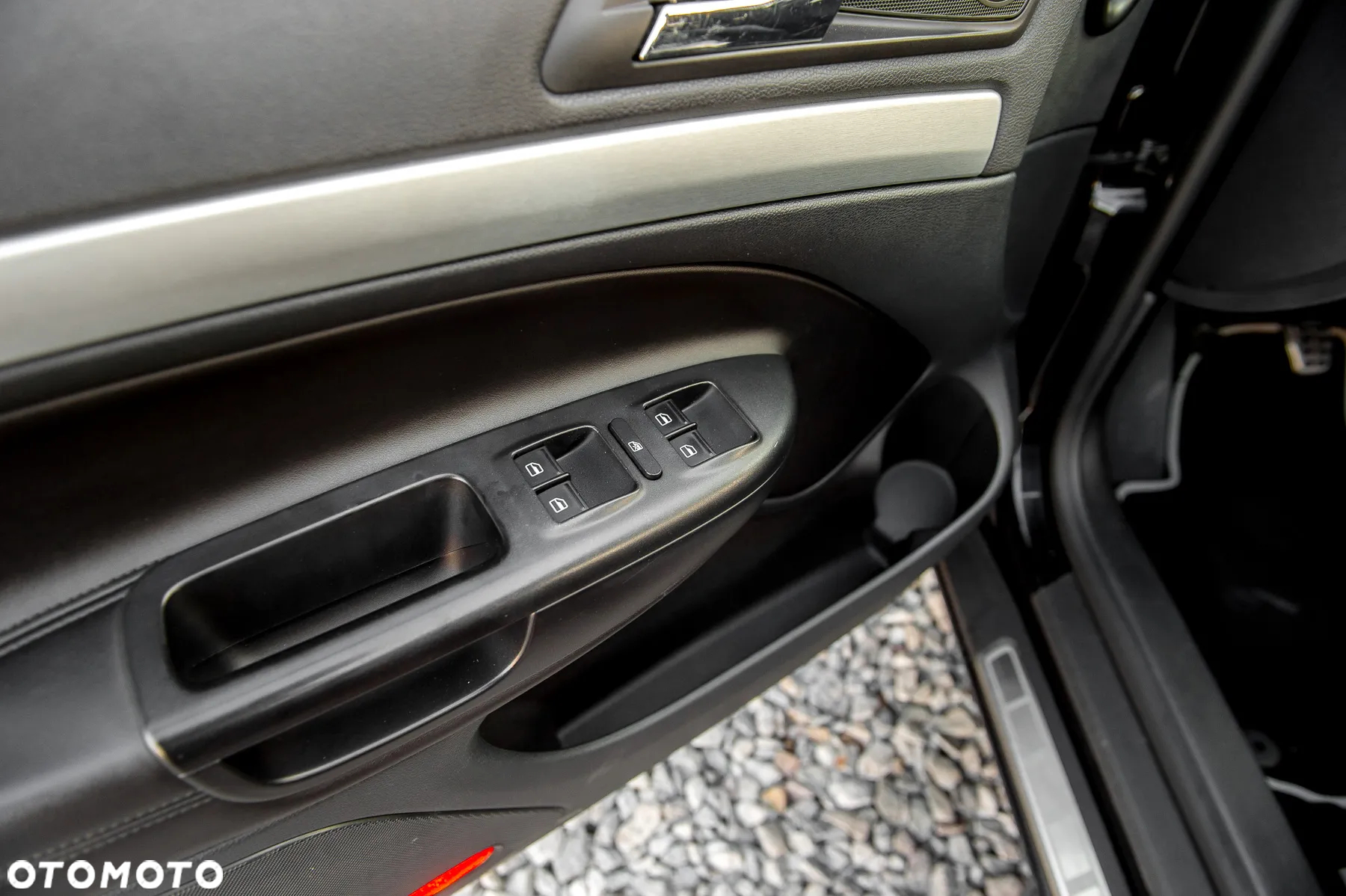 Skoda Octavia Combi 2.0 TSI RS - 25