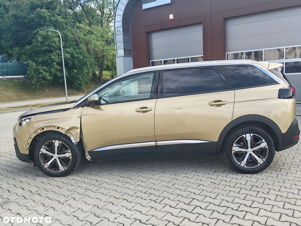 Peugeot 5008 - 4