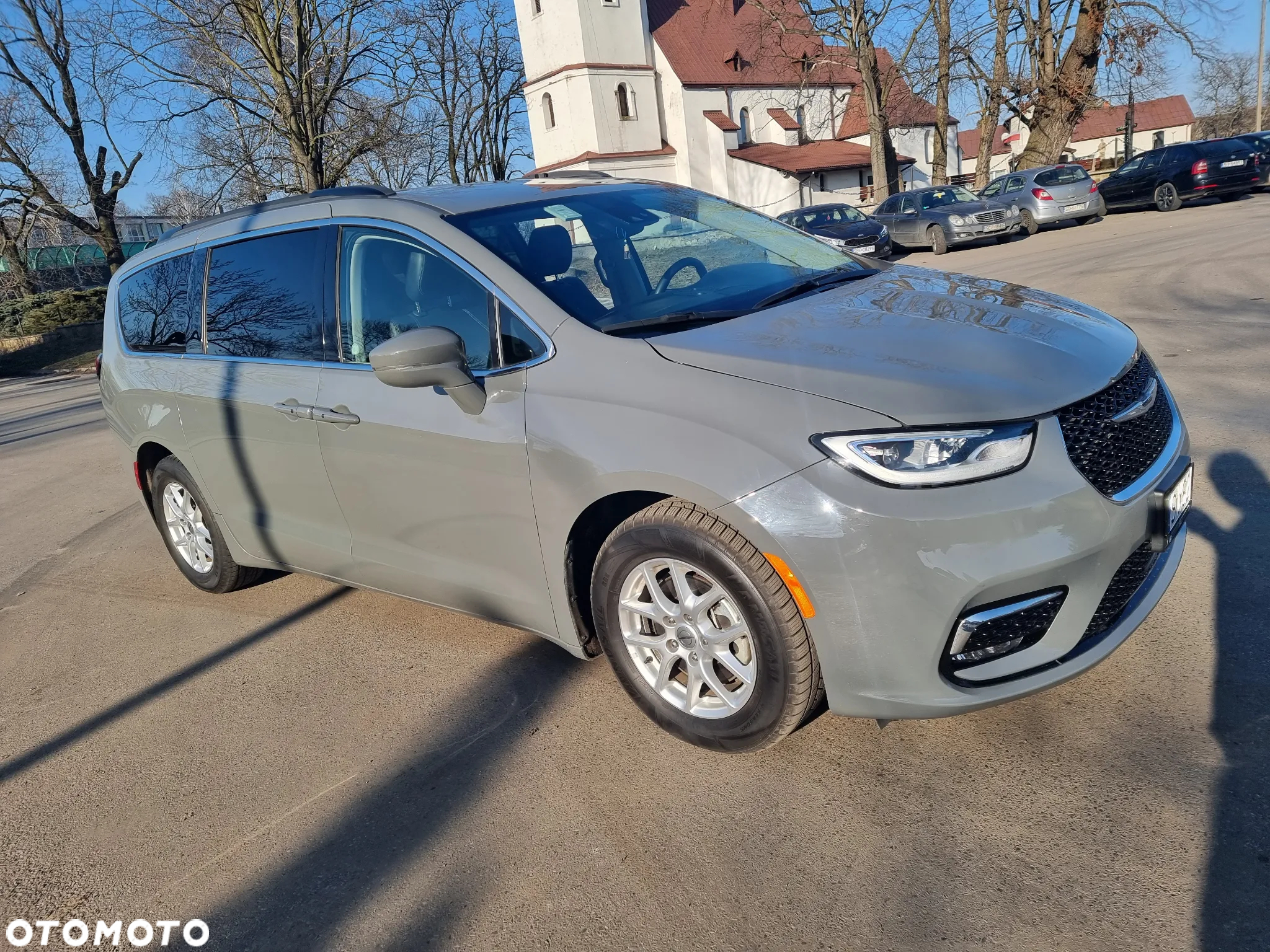 Chrysler Pacifica - 22
