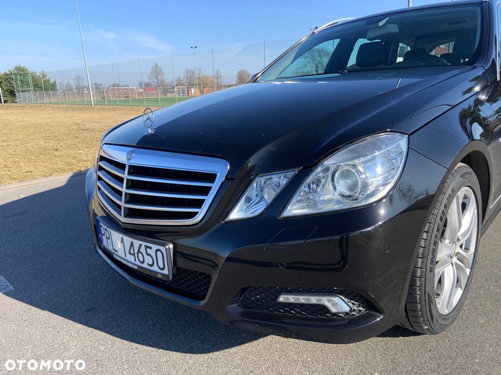 Mercedes-Benz Klasa E 200 CGI BlueEffICIENCY - 13