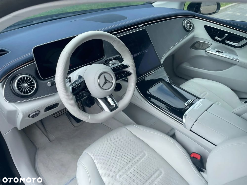 Mercedes-Benz EQE - 8