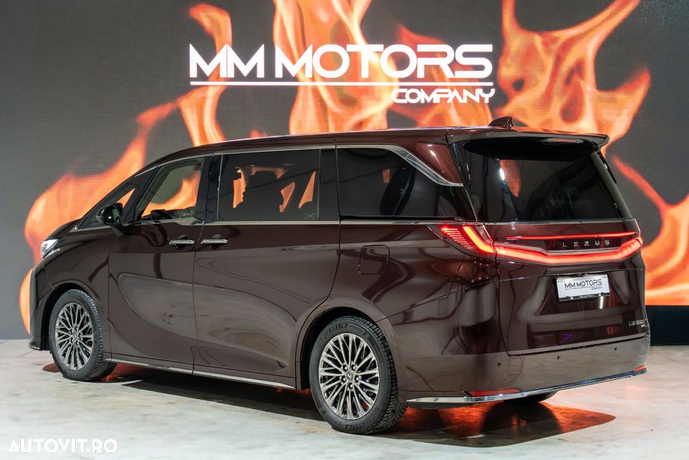 Lexus LM 350h Luxury - 3