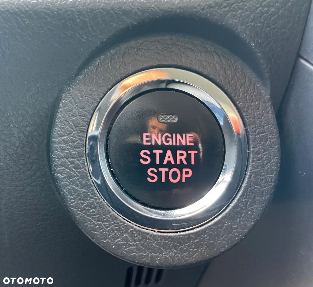 Toyota Verso 1.8 Prestige MS EU6 - 19