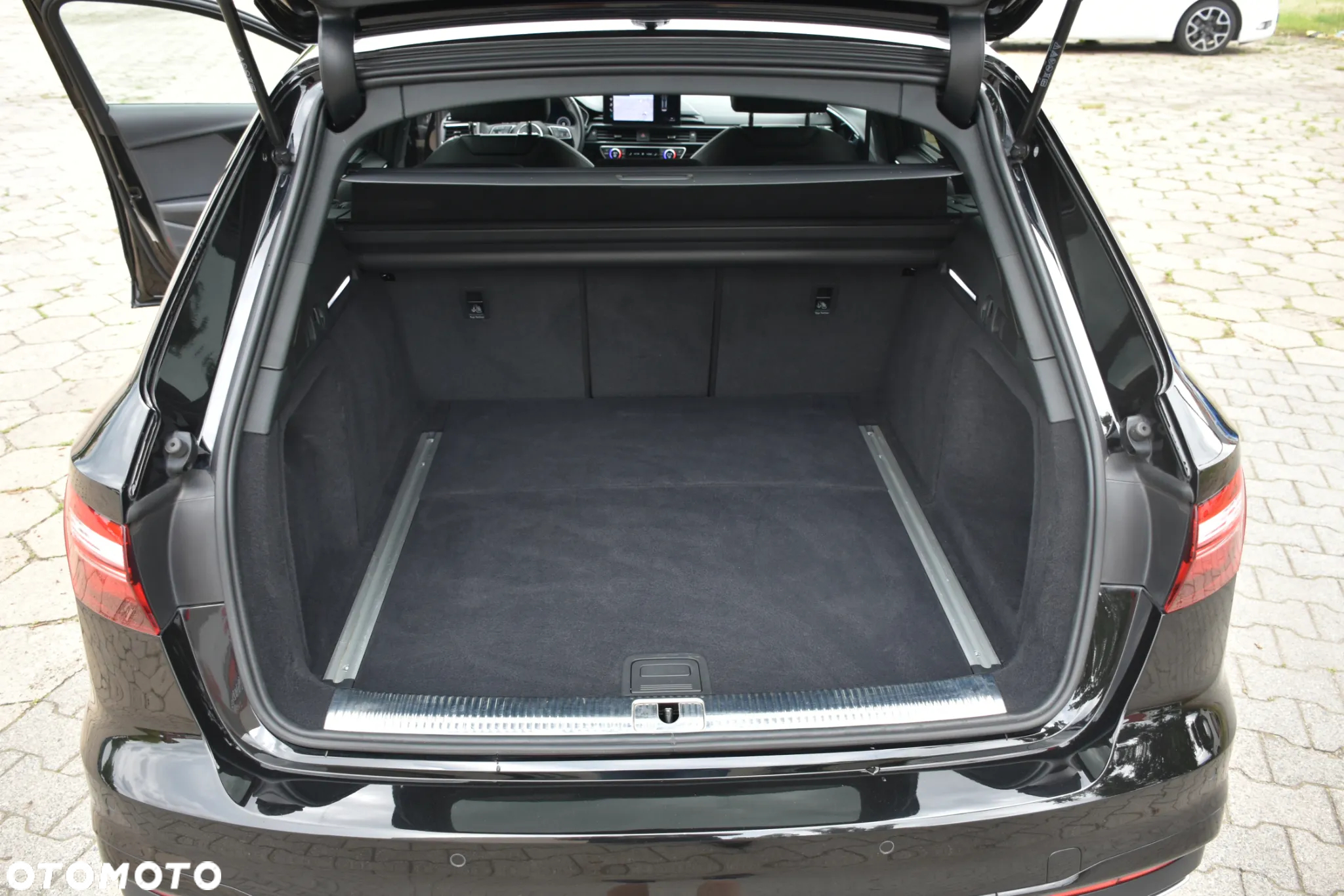 Audi A4 ver-avant-35-tdi-s-tronic-s-line - 25